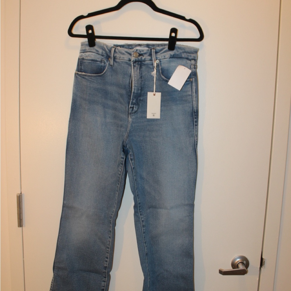 Good American Good Curve High Rise Straight Jeans in Blue858 - Size 30